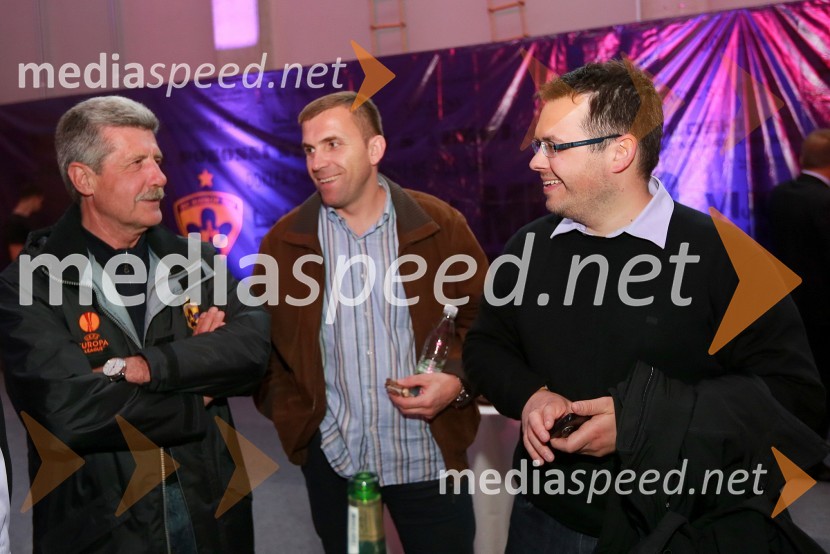 Drago Cotar, predsednik uprave Zavarovalnice Maribor;  Gorazd Koletnik, direktor Avto Koletnik; Jure Struc, direktor ČZP VečerPoslovni klub NK Maribor in VIP ob naslovu prvakov