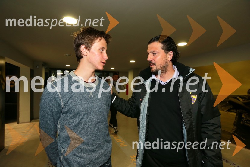 Peter Prevc, smučarski skakalec; Zlatko Zahovič, nekdanji nogometašPoslovni klub NK Maribor in VIP ob naslovu prvakov