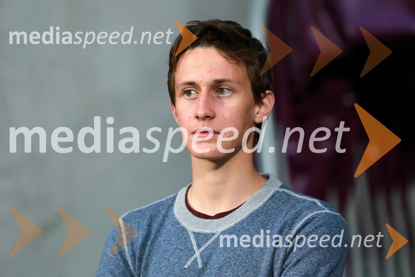 Peter Prevc, smučarski skakalecPoslovni klub NK Maribor in VIP ob naslovu prvakov