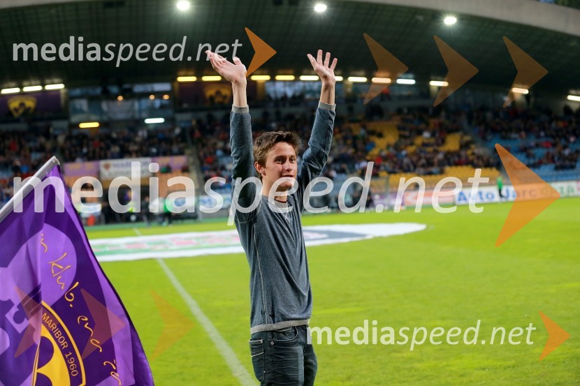 Peter Prevc, smučarski skakalecPoslovni klub NK Maribor in VIP ob naslovu prvakov