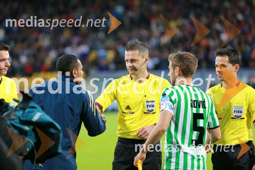 Marcos Tavares, nogometaš NK Maribor; Damir Skomina, nogometni sodnik; ...; Boban Jović, nogometaš NK OlimpijePoslovni klub NK Maribor in VIP ob naslovu prvakov