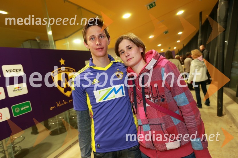 Peter Prevc, smučarski skakalec; Petra JesenkoPoslovni klub NK Maribor in VIP ob naslovu prvakov