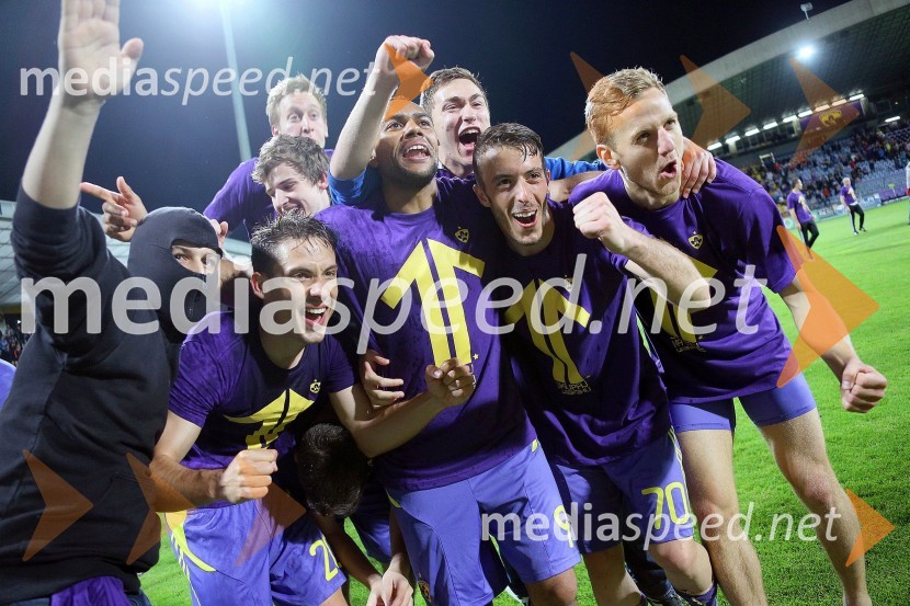 Slavje ob osvojitvi 11. naslova državnega prvakaNK Maribor enajstič prvak Slovenije ob zmagi nad NK Olimpija