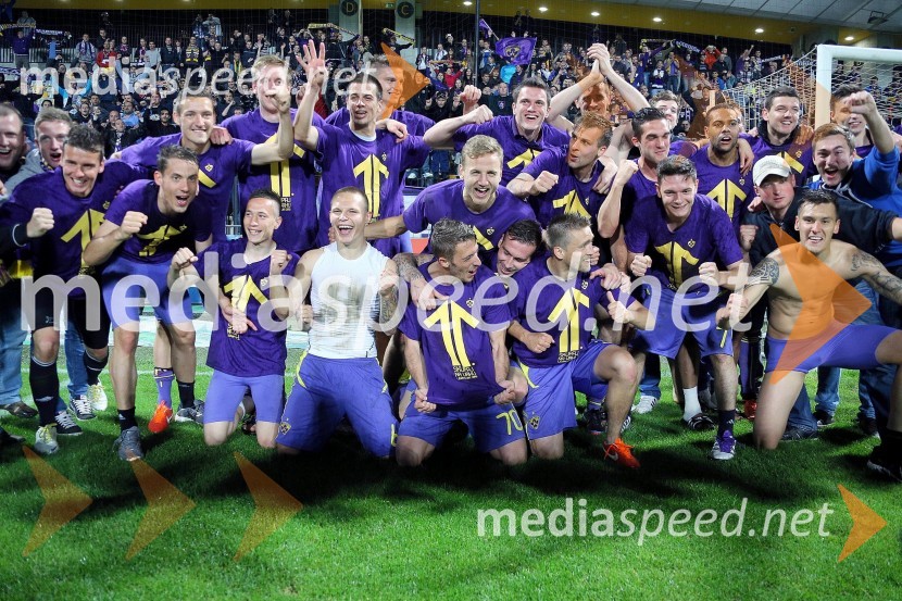 Nogometaši NK MariborNK Maribor enajstič prvak Slovenije ob zmagi nad NK Olimpija