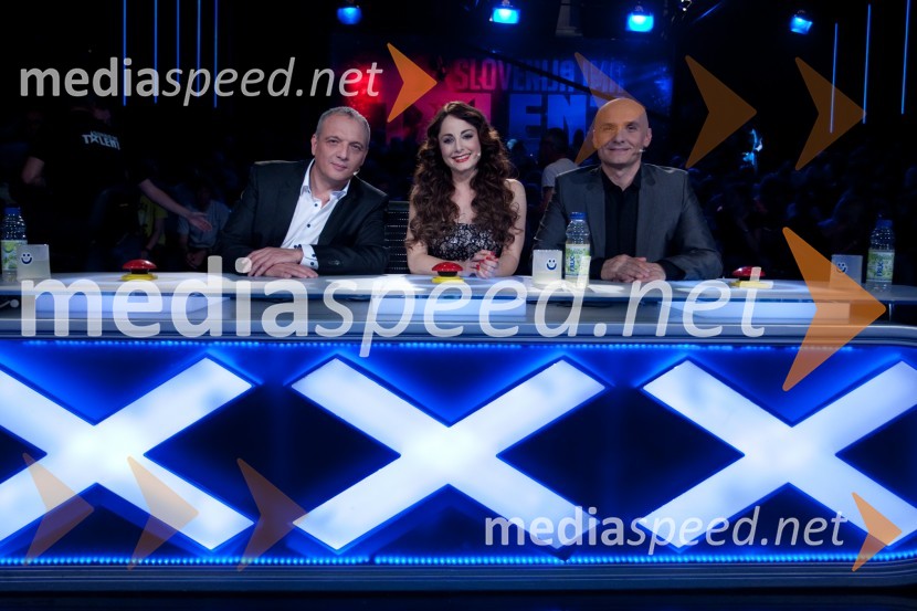 Damjan Damjanovič, član žirije; Ana Klašnja, članica žirije; Branko Čakarmiš, član žirijeSlovenija ima talent, 2. polfinalna oddaja