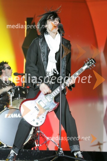 Skupina Zablujena generacijaEMA 2007, 1. polfinalni večer