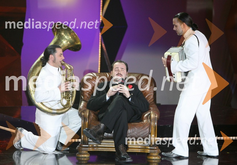 Don Corleone s skupinoEMA 2007, 1. polfinalni večer