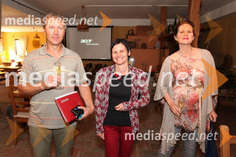 Stanko Rojko, Gozdarstvo Gornja Radgona; dr. Tatjana Fulder, direktorica PORA; mag. Norma Bale, direktorica KultproturGornja Radgona - Mesto sejmov in penine, srečanje projektne skupine