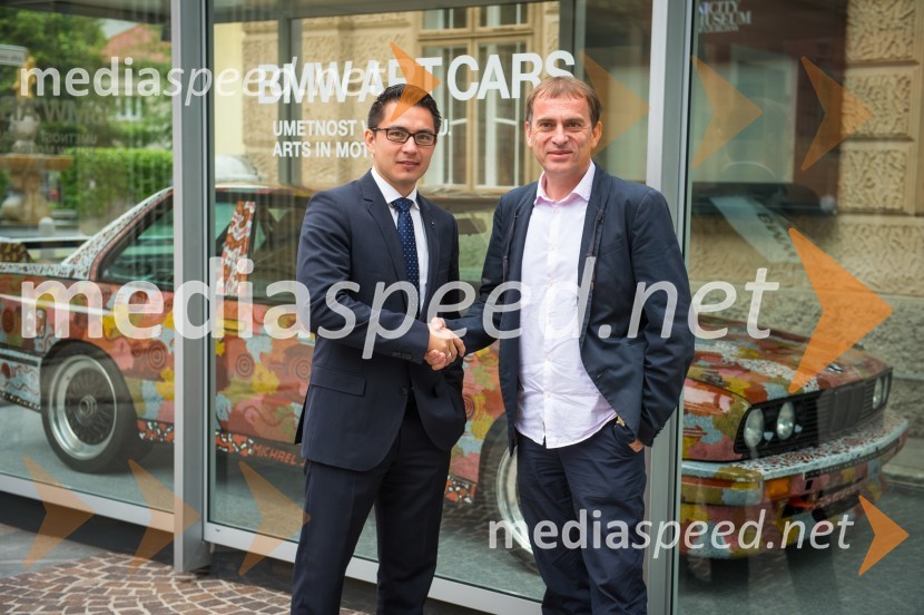 Lothar Schupet, generalni direktor BMW Group Slovenija; Blaž Peršin, direktor Muzeja in galerij mesta LjubljaneBMW Art Car prvič v Sloveniji