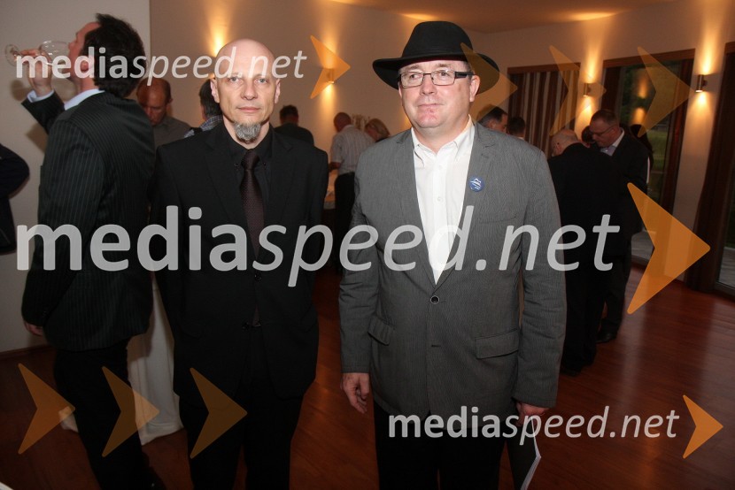 Bartolo Lampret, svetovalec župana MOM za 
odnose z javnostmi; dr. Andrej Fištravec, župan MOMAndrej Fištravec in Željko Vogrin gosta Poslovnega kluba ZGM