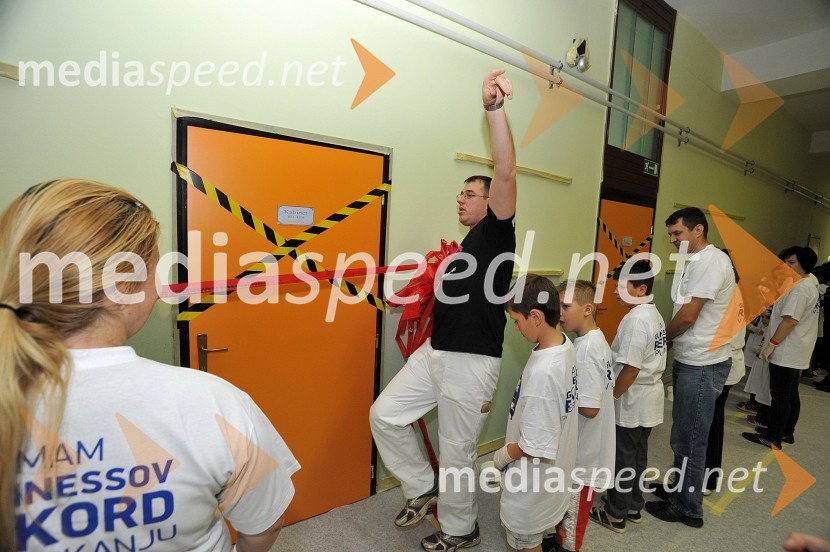 Guinnessov rekord  v množičnem pleskanju, OŠ Šmarje pri Jelšah