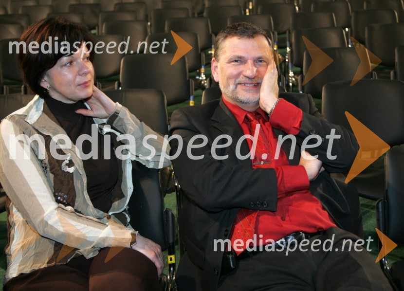 ... in ...EMA 2007, 1. polfinalni večer