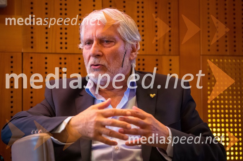 Boris Cavazza, igralecBoris Cavazza in Vesna Milek v skednju Škrabčeve domačije