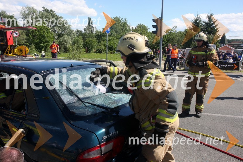 Reševalna akcija&nbsp;V sožitju rešujemo življenja, predstavitev reševalnih enot
