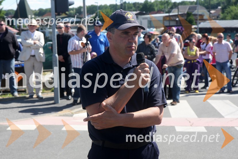 Aleš CiringerV sožitju rešujemo življenja, predstavitev reševalnih enot