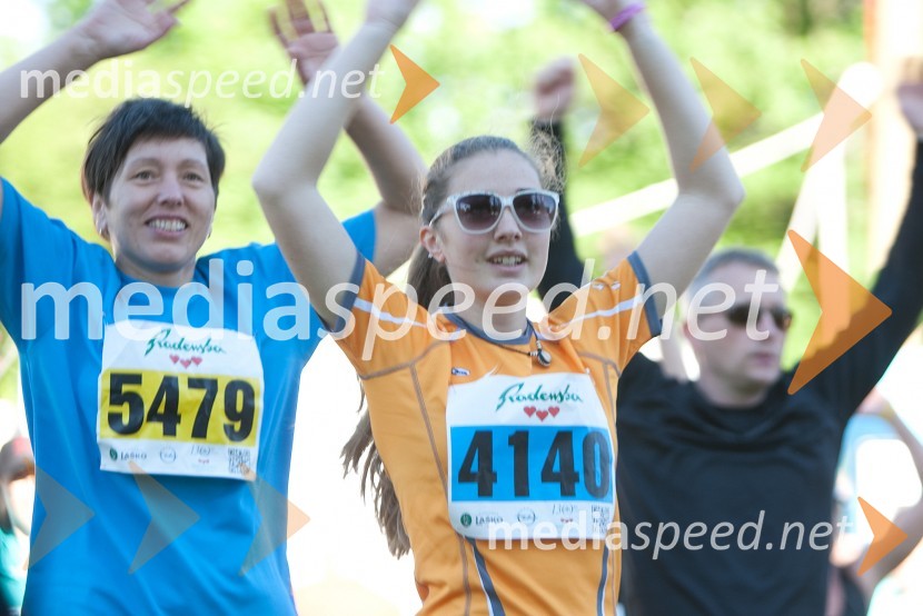 Nada Oblak (5479); Petra Oblak (4140)33. Maraton treh src, utrinki