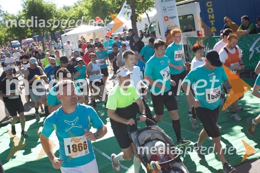 33. Maraton treh src, utrinki