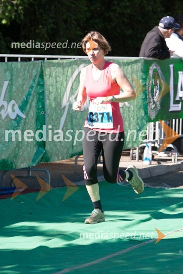 33. Maraton treh src, tekači