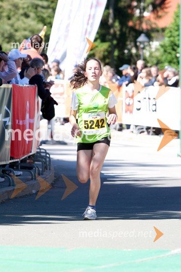 Urša Bajželj (5242)33. Maraton treh src, tekači
