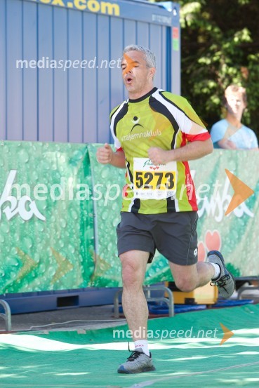Roman Buzeti (5273)33. Maraton treh src, tekači