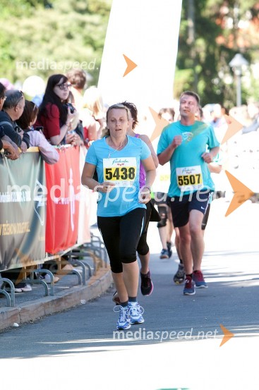 Valerija Mikložič (5438)33. Maraton treh src, tekači
