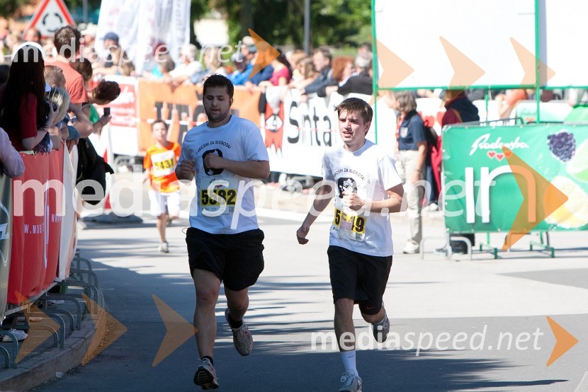 Matija Aljaž Križman (5582); Marko Gorjak (5549)33. Maraton treh src, tekači