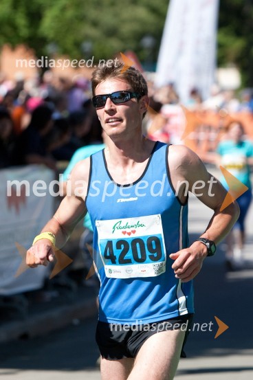 Bojan Purgaj (4209)33. Maraton treh src, tekači