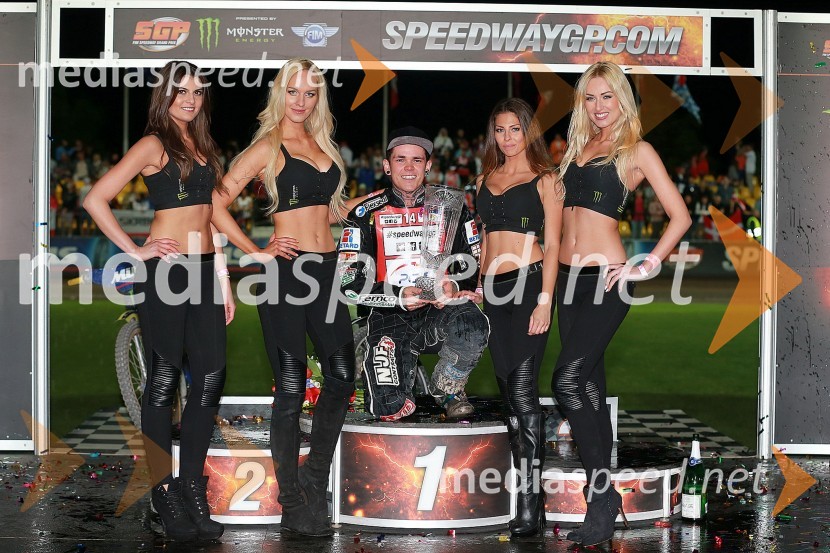 Tai Woffinden (VB); štartna dekletaŽagar šesti na VN Češke