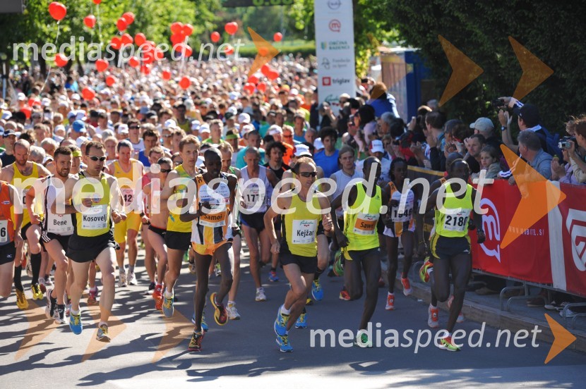33. Maraton treh src, tekači