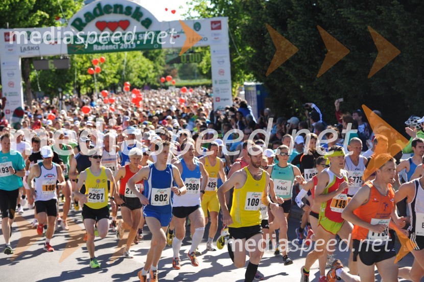 33. Maraton treh src, tekači