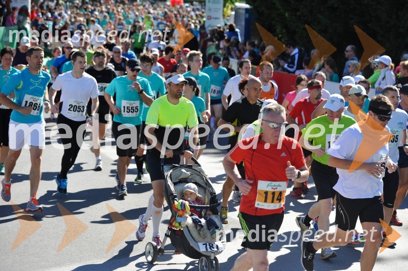 33. Maraton treh src, tekači