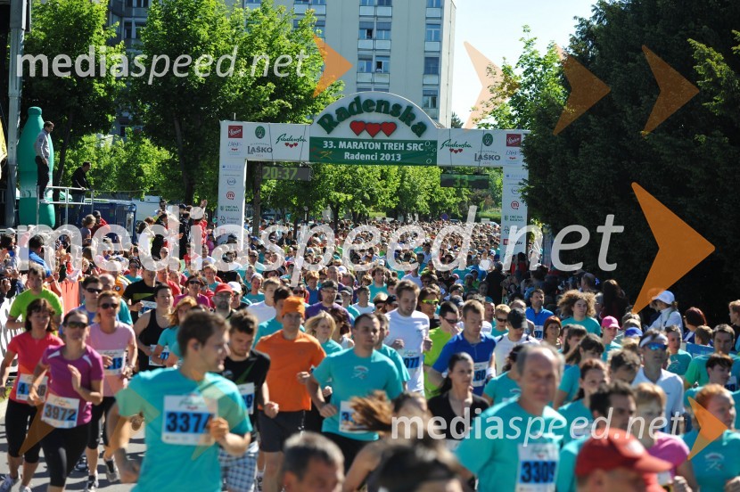 33. Maraton treh src, tekači