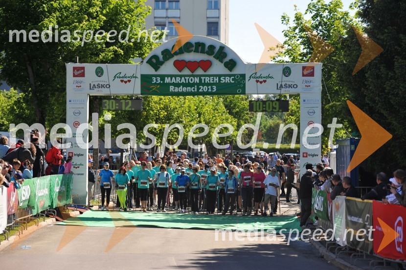 33. Maraton treh src, tekači