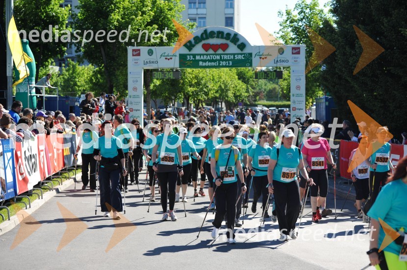 33. Maraton treh src, tekači