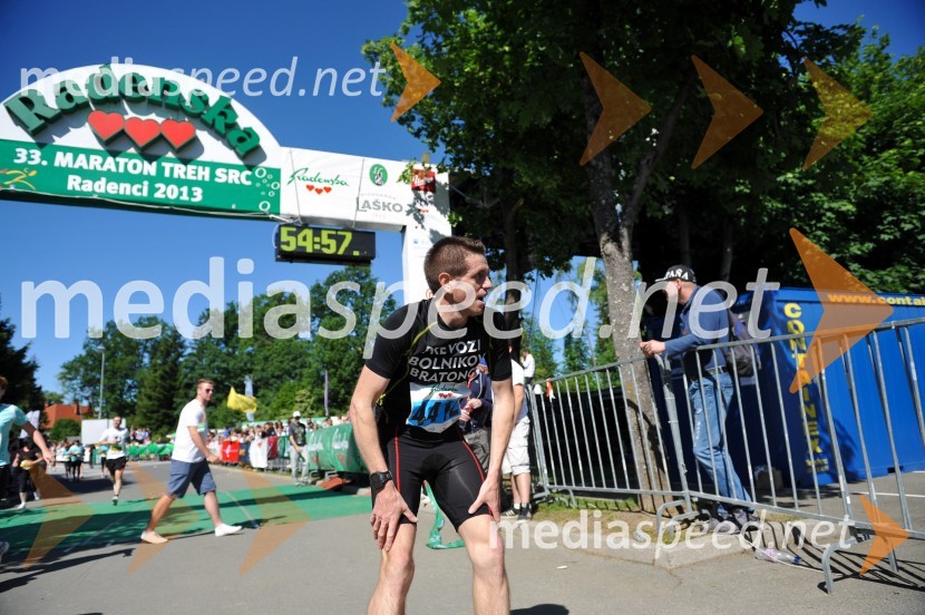 33. Maraton treh src, tekači