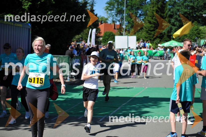 33. Maraton treh src, tekači