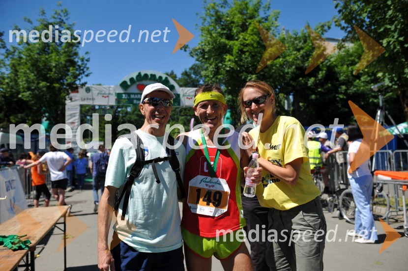 33. Maraton treh src, tekači