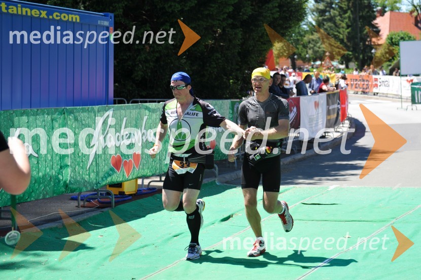 33. Maraton treh src, tekači