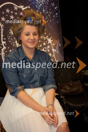 Sandra HarbSlovenija ima talent, 3. polfinalna oddaja