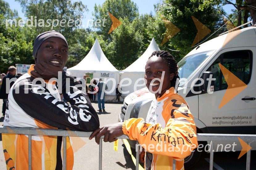 Kiplagat Samoei Micah, 2. mesto tekaškega maratona na 42 km; Jemutai Kiplimo Joyce, zmagovalka tekaškega maratona na 21 km33. Maraton treh src, utrinki