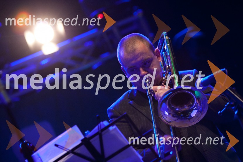 33. Maraton treh src, utrinki