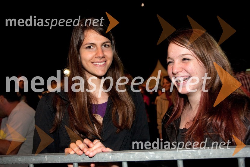 Obiskovalki33. Maraton treh src, utrinki