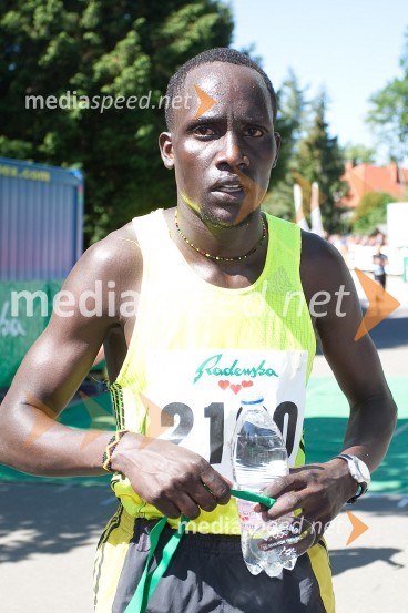 Kipkorir&nbsp;Biwot Wycliffe (2180)33. Maraton treh src, tekači