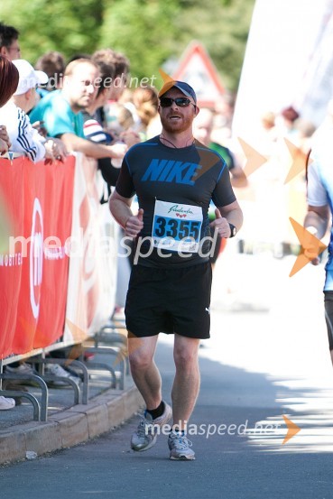 Ales Najdek (3355)33. Maraton treh src, tekači