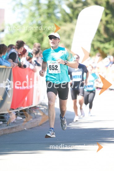 Milan Vinkler (652)33. Maraton treh src, tekači