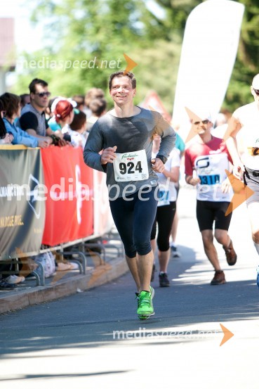 Ivan Ermenc (924)33. Maraton treh src, tekači