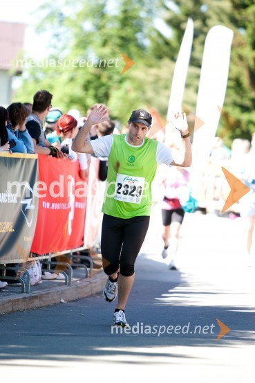 Andrej Bolte (2329)33. Maraton treh src, tekači