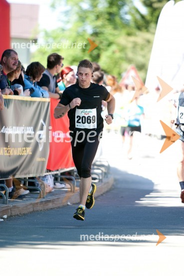 Bojan Perko (2069)33. Maraton treh src, tekači