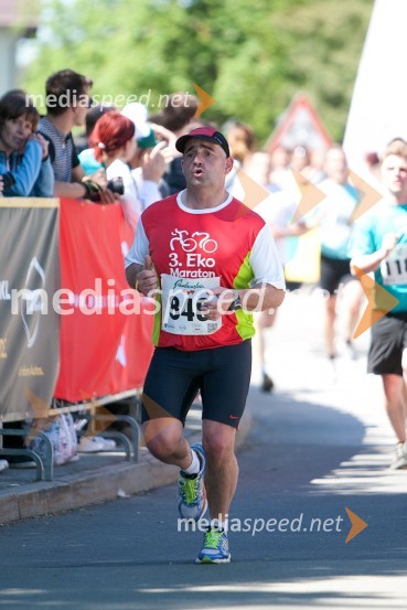 Veko Markovič (846)33. Maraton treh src, tekači