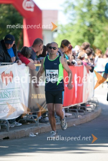 Luka Skvarča (1320)33. Maraton treh src, tekači